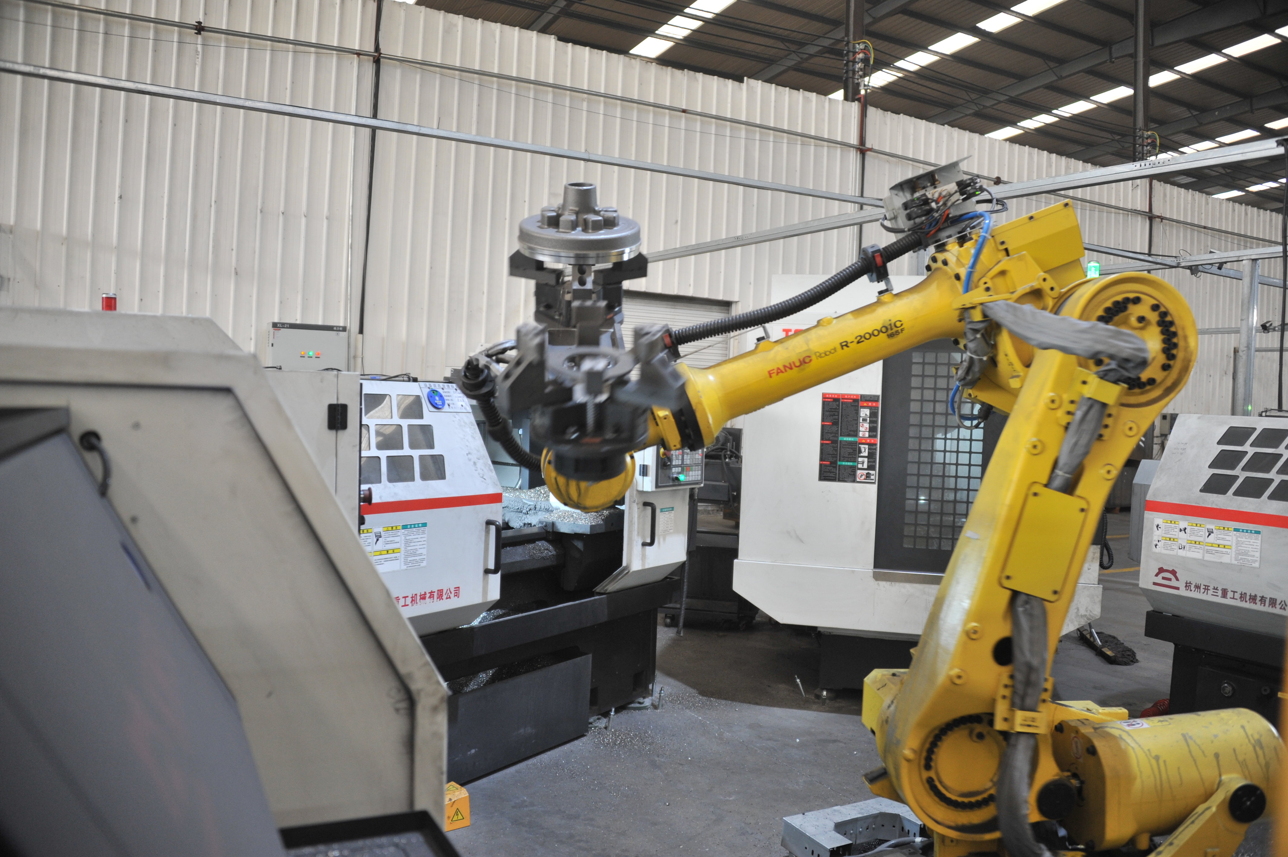 夏邑縣會亭鎮 “三駕馬車”拉動鄉村產業振興，數控機床銷售成引擎